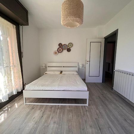Appartamento In Villa Storica Oleggio Castello Exteriér fotografie